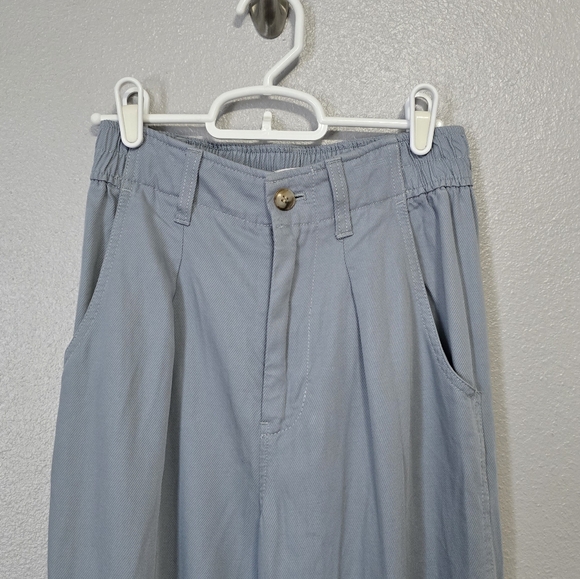 Madewell The Neale Straight-Leg Pant in Drapeweave in Overcast light blue - Picture 3 of 7